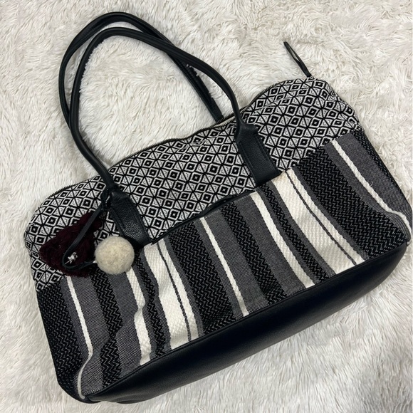 Anthropologie Mercado Global black & Cream Woven Tote Bag - Picture 1 of 13